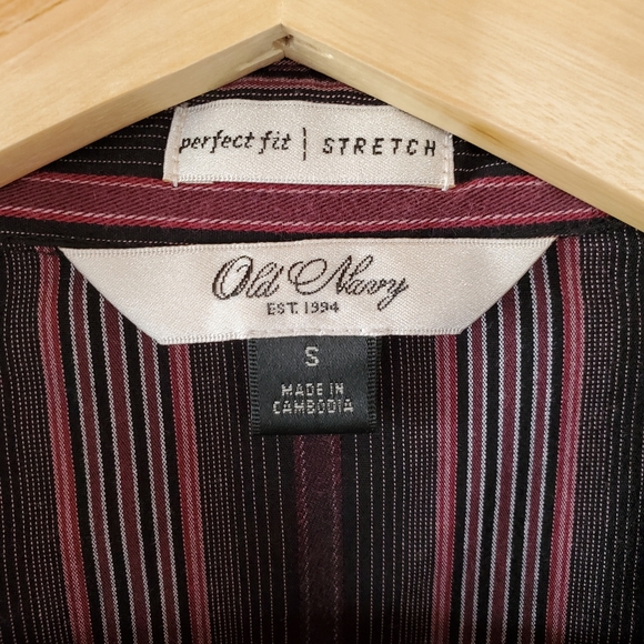 Old Navy Perfect Stretch Button Down Shirt Sz Sm - Picture 7 of 9